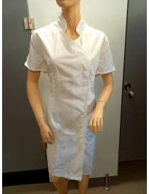 Dámske zdravotnícke šaty so stojačikom ANETA biele